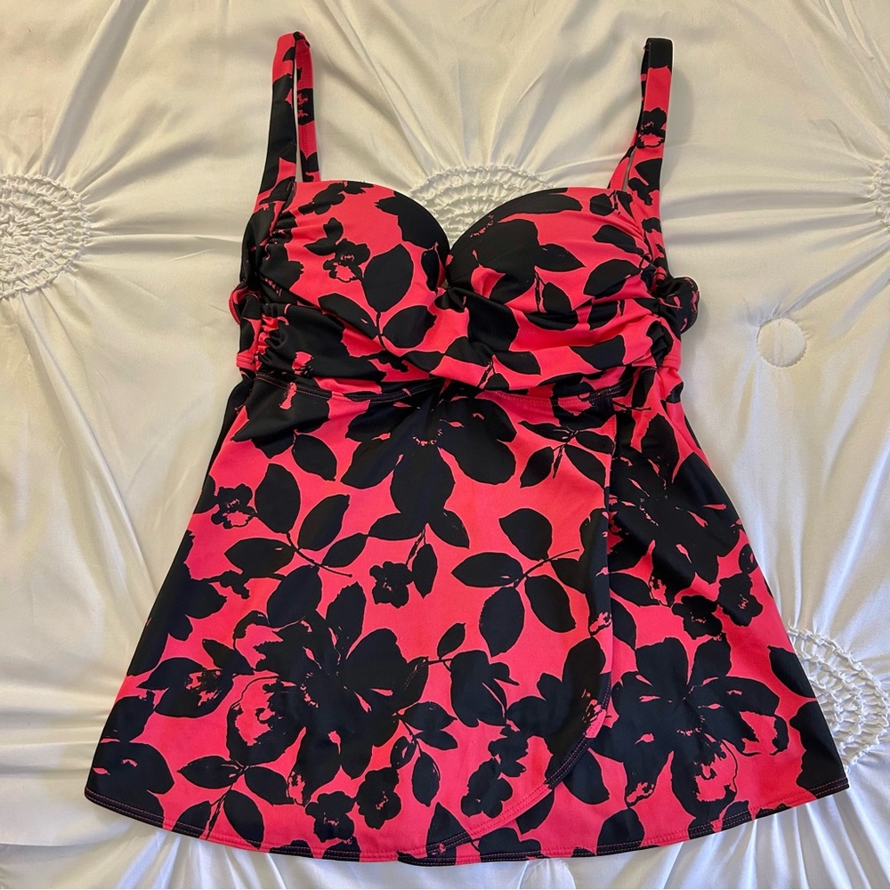 SOMA Faux Wrap Floral Print Underwire Padded Cups Adjust Straps Tankini Top 34D